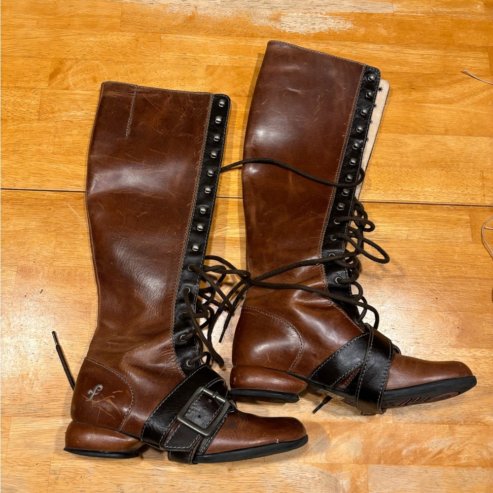 John Fluevog Women's Chinoa Knee-High Heeled Boot Size 6 Made in Portugal
